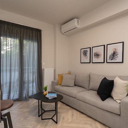Charming Two Bedrooms Apartment Walk To Acropolis Афины Экстерьер фото