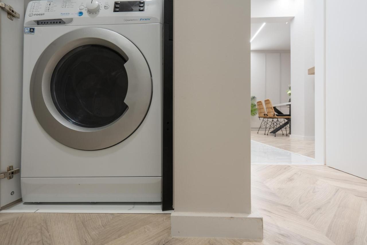 Charming Two Bedrooms Apartment Walk To Acropolis Афины Экстерьер фото