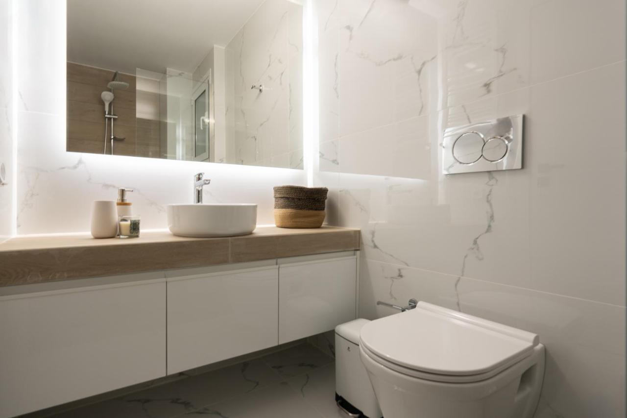 Charming Two Bedrooms Apartment Walk To Acropolis Афины Экстерьер фото
